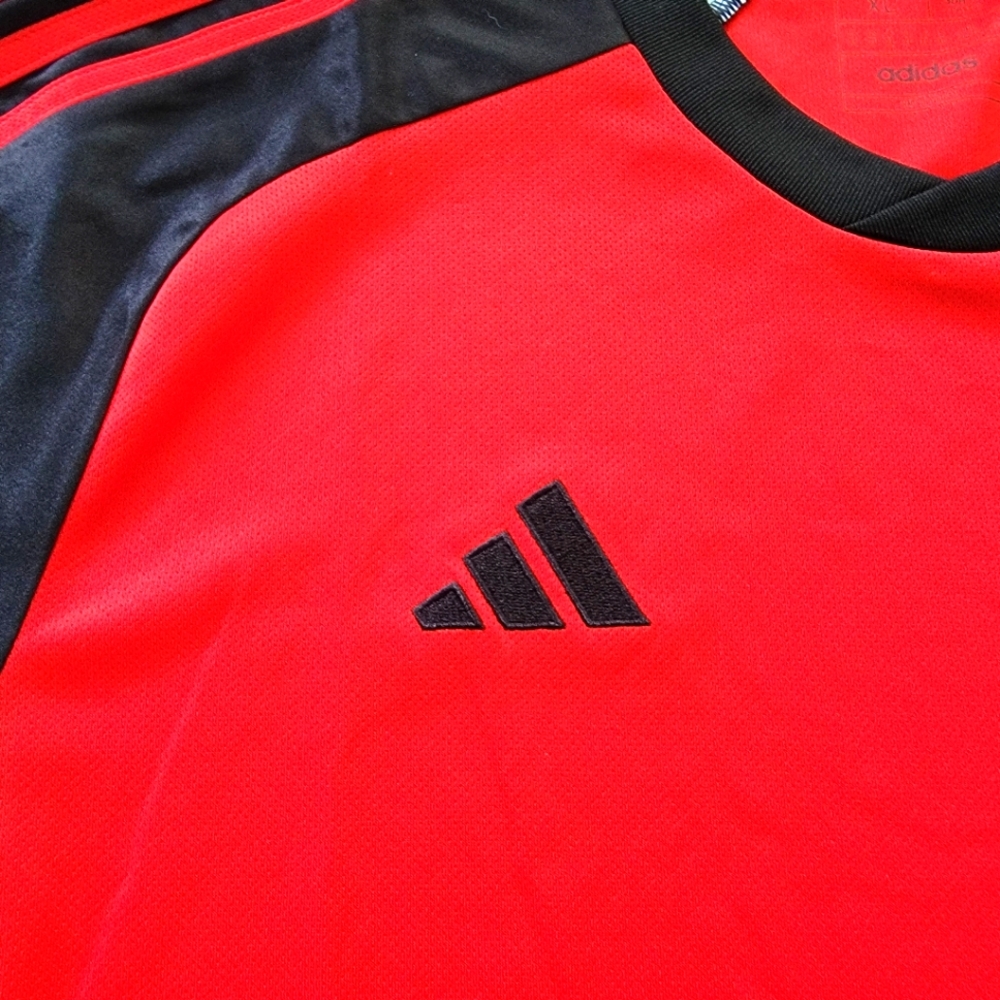BRAND NEW Adidas Belgium 22 Home Jersey Men's Size XL - Picture 3 of 9